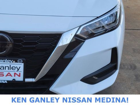 Used 2023 Nissan Sentra SV image 10