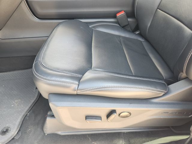 Used 2025 Ford Expedition Max Platinum AWD/4WD image 26