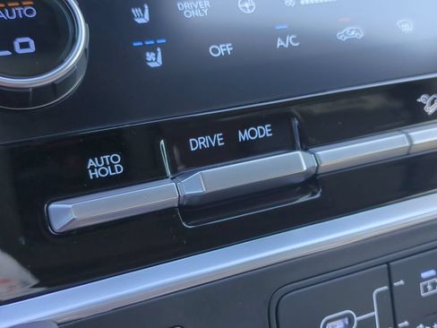 New 2026 Hyundai Santa Fe Limited FWD image 32