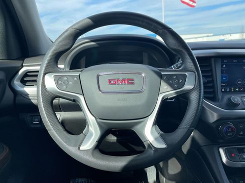 Used 2022 GMC Acadia SLE w/ Driver Convenience Package image 14