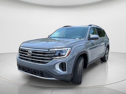 New 2026 Volkswagen Atlas SE FWD image 1