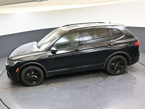 Certified 2024 Volkswagen Tiguan SE R-Line image 48