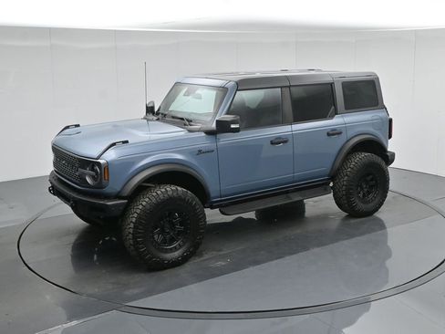 Used 2024 Ford Bronco Badlands image 46