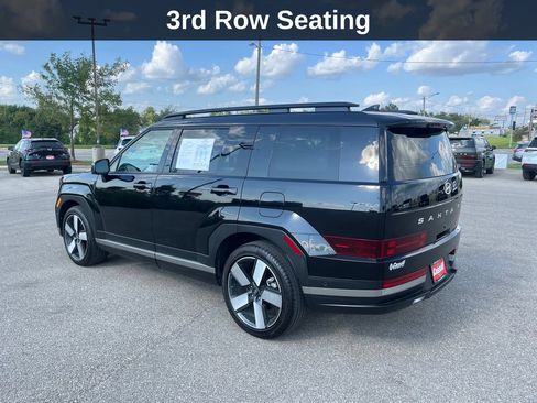 Used 2025 Hyundai Santa Fe Limited AWD/4WD image 3
