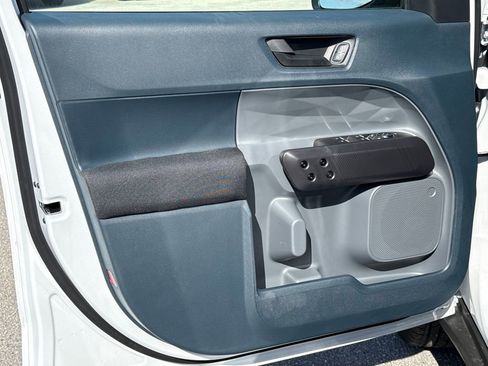 New 2026 Ford Maverick XL image 17