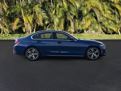 Used 2021 BMW 330e w/ Premium Package RWD image 3