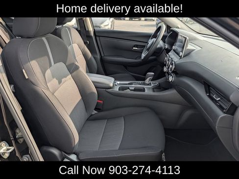 Used 2025 Nissan Sentra SV FWD image 30