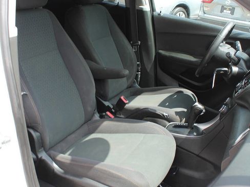 Used 2019 Chevrolet Trax LS w/ Tint and Cruise Package FWD image 22