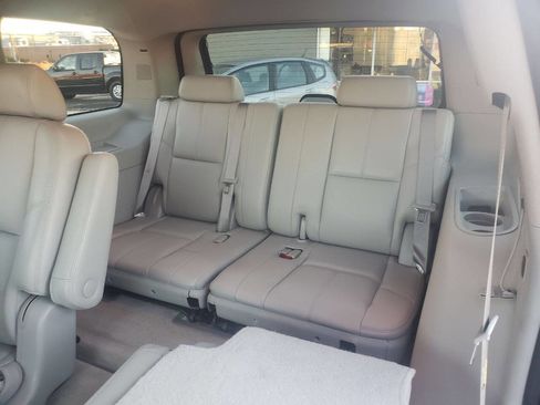 Used 2007 Chevrolet Tahoe LTZ w/ LTZ Preferred Equipment Group image 14