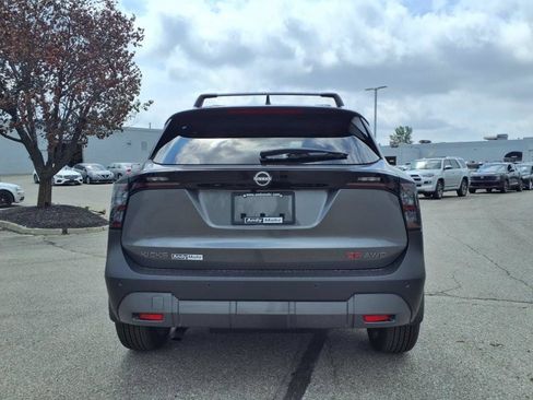 New 2025 Nissan Kicks SR AWD/4WD image 7