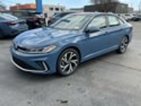 New 2026 Volkswagen Jetta SEL image 4