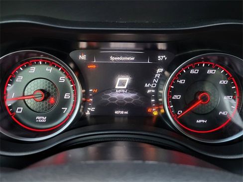 Used 2019 Dodge Charger SXT w/ Driver Confidence Group image 18