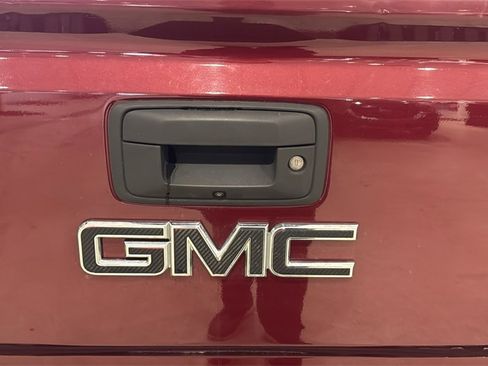 Used 2016 GMC Sierra 2500 SLT w/ Duramax Plus Package image 9
