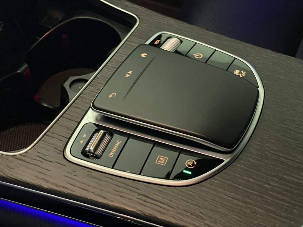 Used 2020 Mercedes-Benz GLC 300 image 40