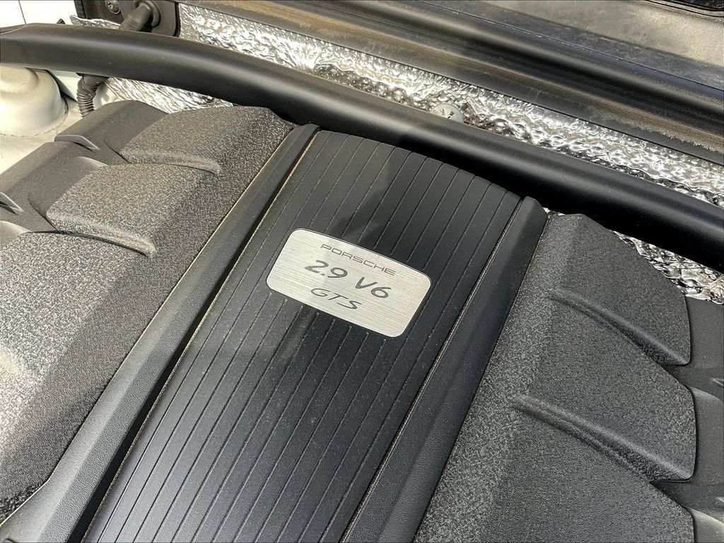 Used 2023 Porsche Macan GTS AWD/4WD image 31