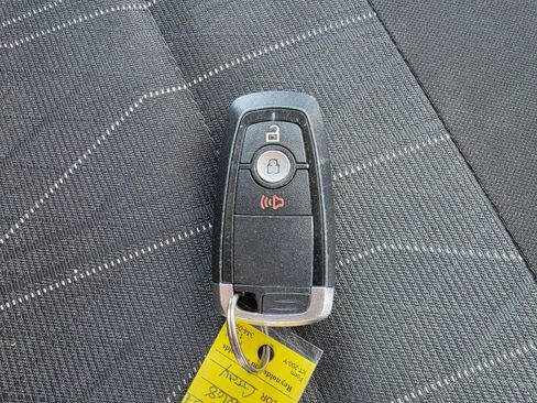 Used 2020 Ford EcoSport SE w/ SE Convenience Package FWD image 10