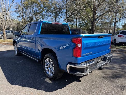 Used 2023 Chevrolet Silverado 1500 LTZ w/ Z71 Off-Road Package image 4