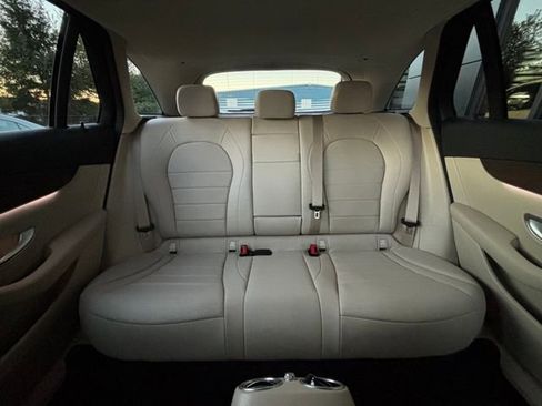 Certified 2022 Mercedes-Benz GLC 300 GLC 300 image 53