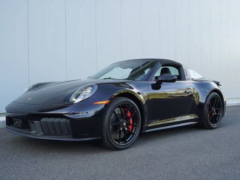 Used 2025 Porsche 911 Targa 4 GTS AWD/4WD image 12