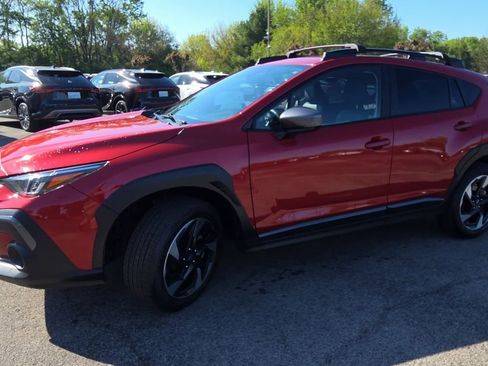Certified 2024 Subaru Crosstrek 2.5i Limited w/ Crosstrek Mirror Package AWD/4WD image 4