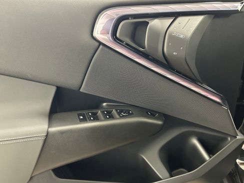 Used 2025 BMW X3 xDrive30i w/ Convenience Package image 25