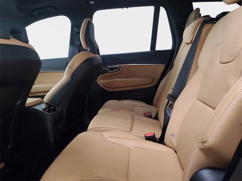 Used 2025 Volvo XC90 T8 Ultra w/ Protection Package Premier image 26