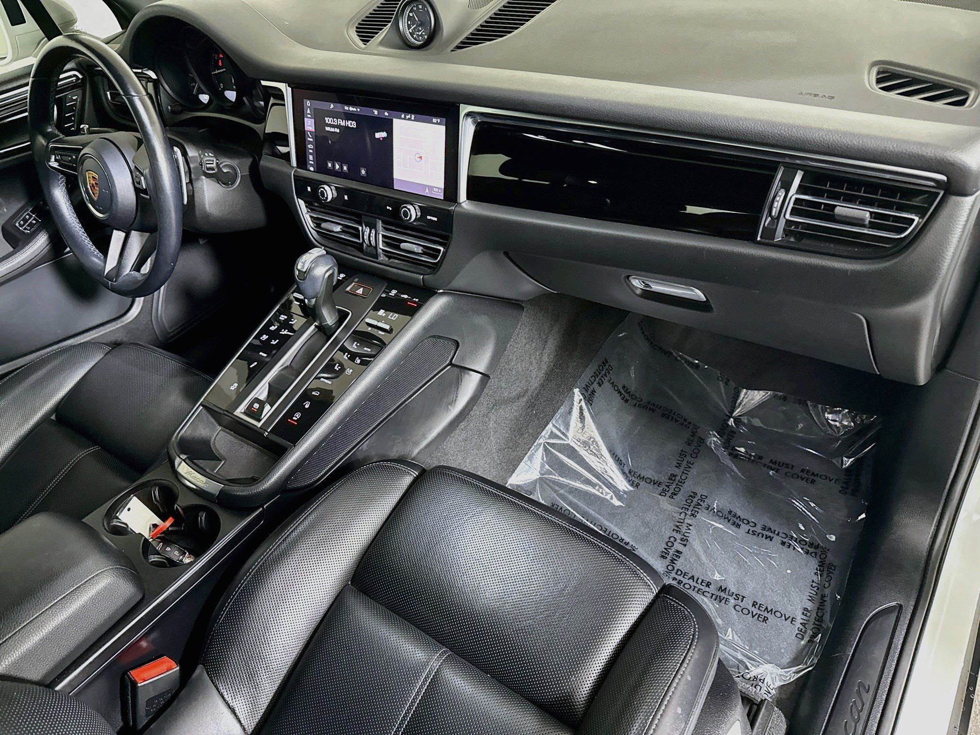 Used 2024 Porsche Macan w/ Premium Plus Package AWD/4WD image 30