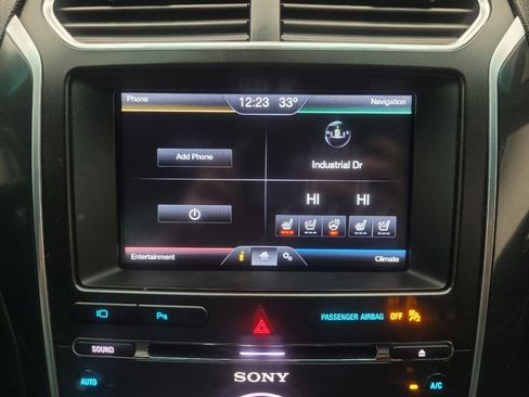 Used 2016 Ford Explorer Limited image 25