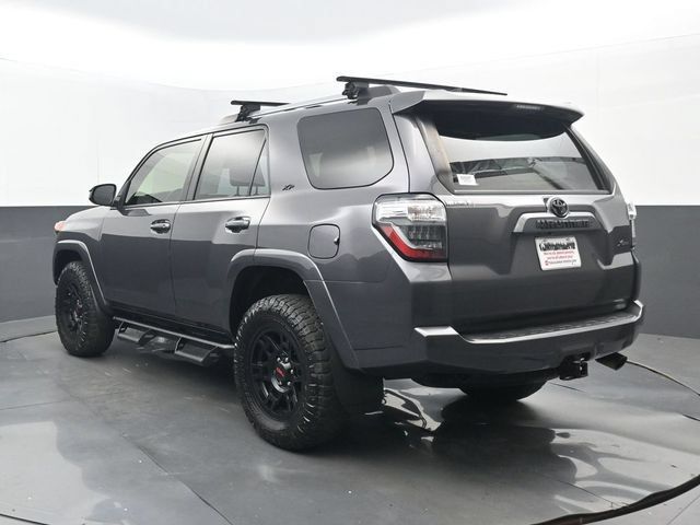 Used 2021 Toyota 4Runner SR5 AWD/4WD image 3