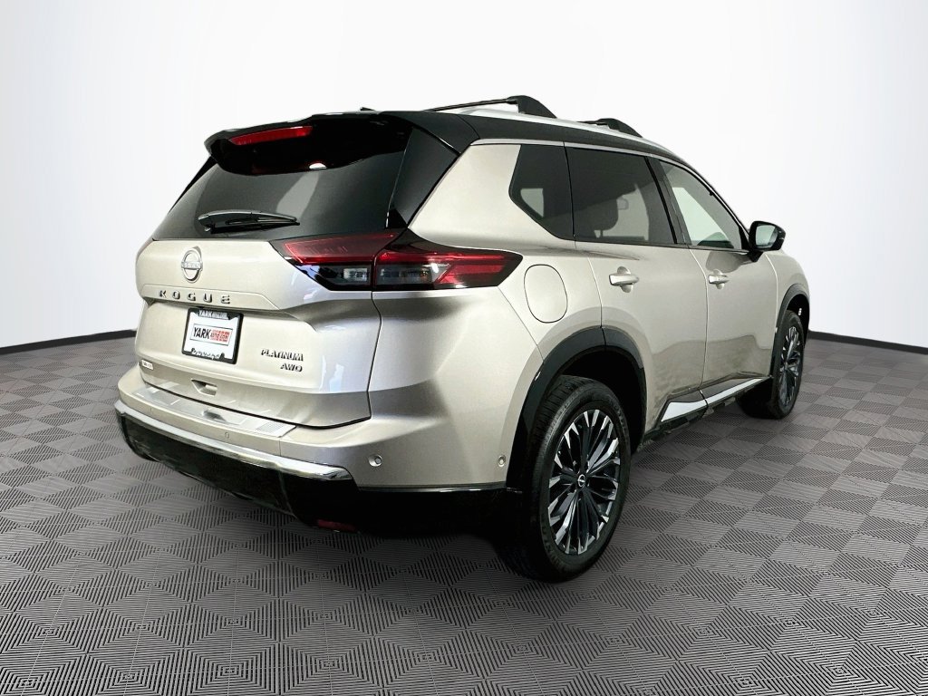 Certified 2026 Nissan Rogue Platinum w/ Platinum Premium Package AWD/4WD image 10