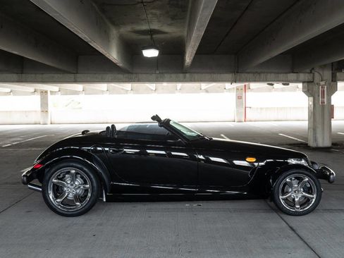 Used 1999 Plymouth Prowler image 17
