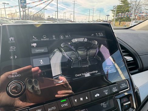 Used 2022 Honda Odyssey Touring image 17