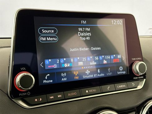 Used 2024 Nissan Sentra SV FWD image 20