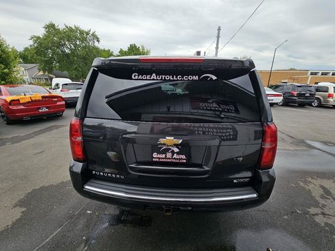 Used 2017 Chevrolet Suburban Premier AWD/4WD image 9