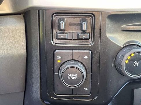 Certified 2025 Ford F250 XLT image 27