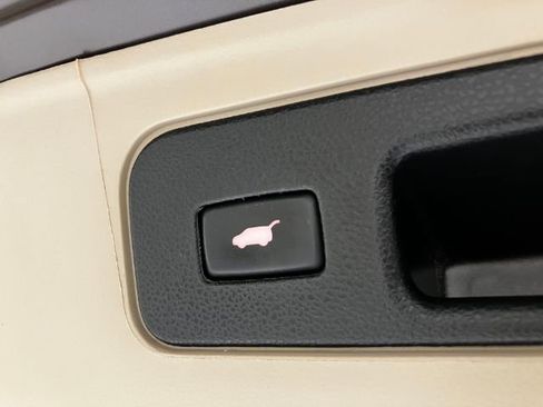 Used 2015 Honda Pilot Touring image 35