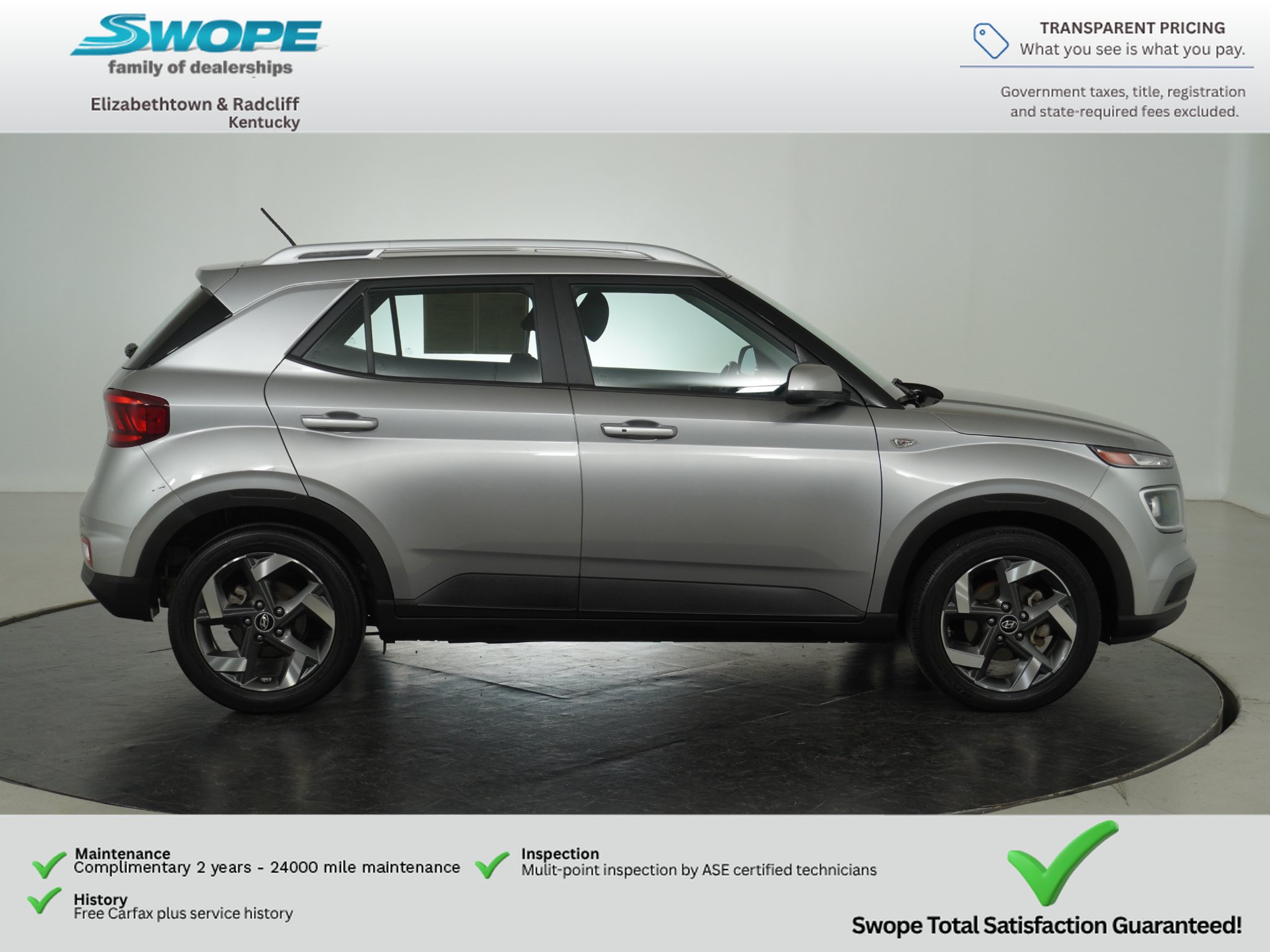 Used 2024 Hyundai Venue SEL FWD image 2