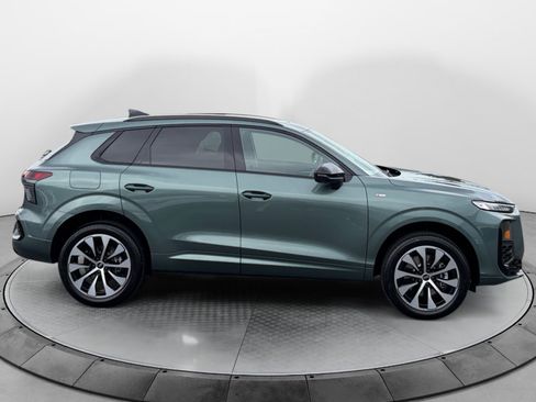 New 2026 Audi Q3 quattro 2.0T AWD/4WD image 8