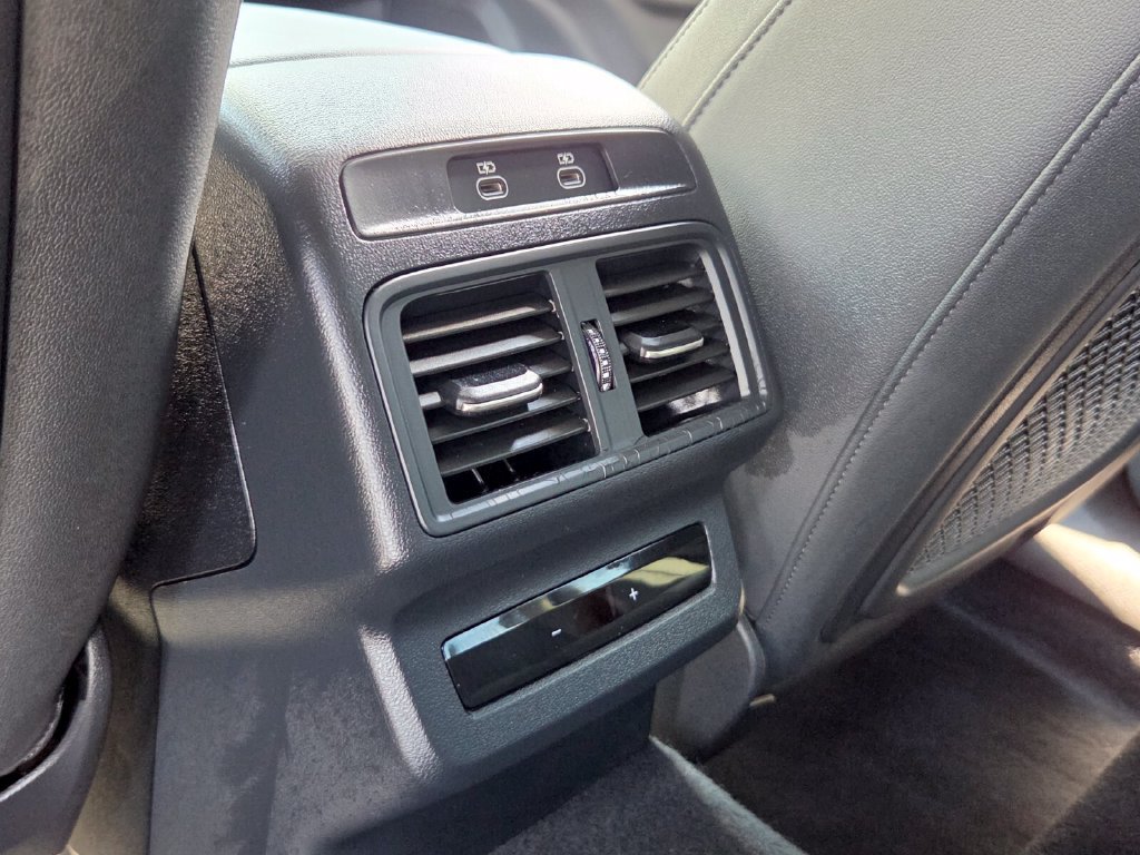 Certified 2025 Audi Q5 Premium AWD/4WD image 15