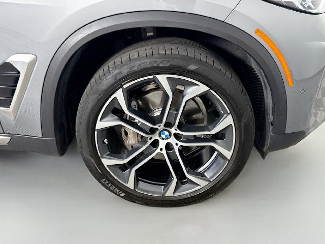 Used 2024 BMW X5 sDrive40i RWD image 31