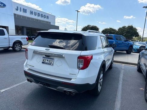 Used 2022 Ford Explorer Platinum w/ Equipment Group 601A AWD/4WD image 15
