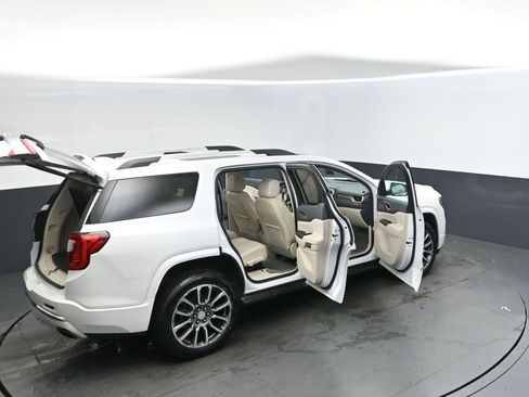 Used 2021 GMC Acadia Denali w/ Denali Technology Package image 50