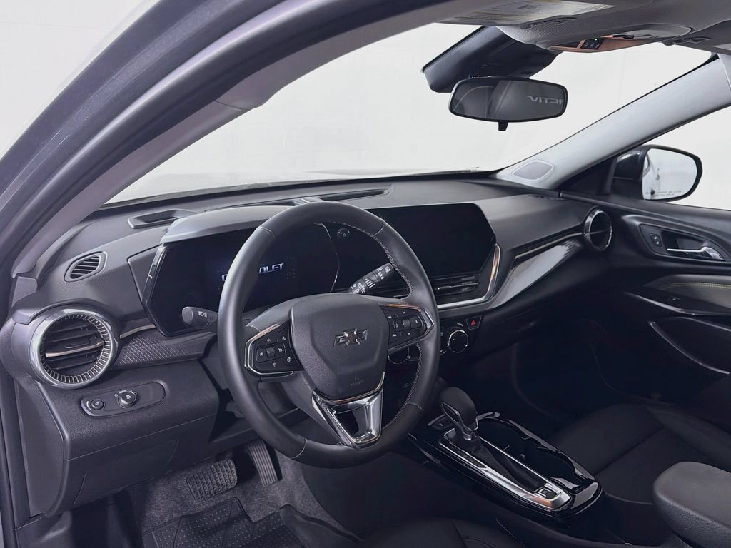 New 2026 Chevrolet Trax ACTIV FWD image 9