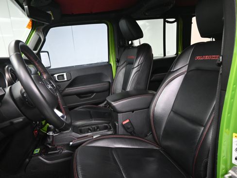 Used 2019 Jeep Wrangler Unlimited Rubicon image 17