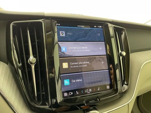 Certified 2024 Volvo XC60 T8 Plus w/ Protection Package image 23