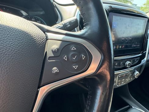 Used 2021 Chevrolet Traverse LT AWD/4WD image 31