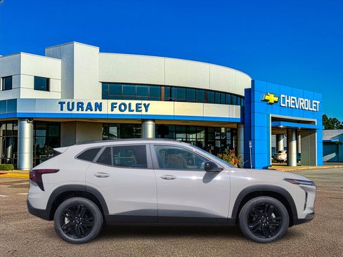 New 2026 Chevrolet Trax ACTIV image 7