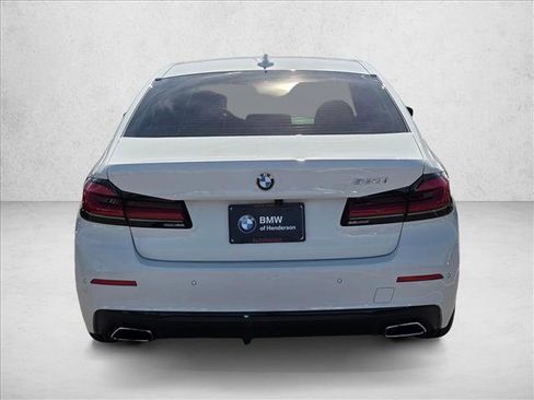 Certified 2023 BMW 530i w/ Convenience Package image 7