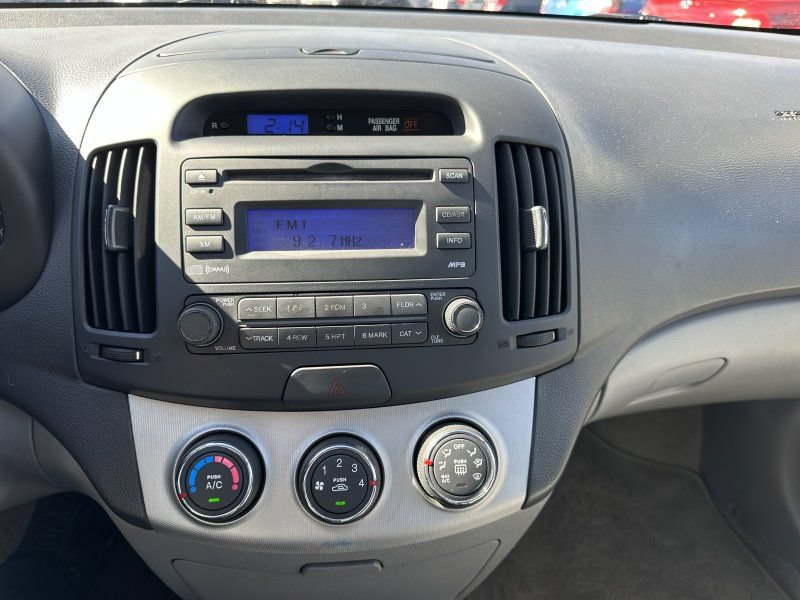 Used 2008 Hyundai Elantra SE FWD image 18