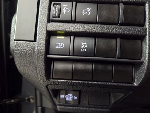 Used 2025 Toyota Tacoma SR image 21